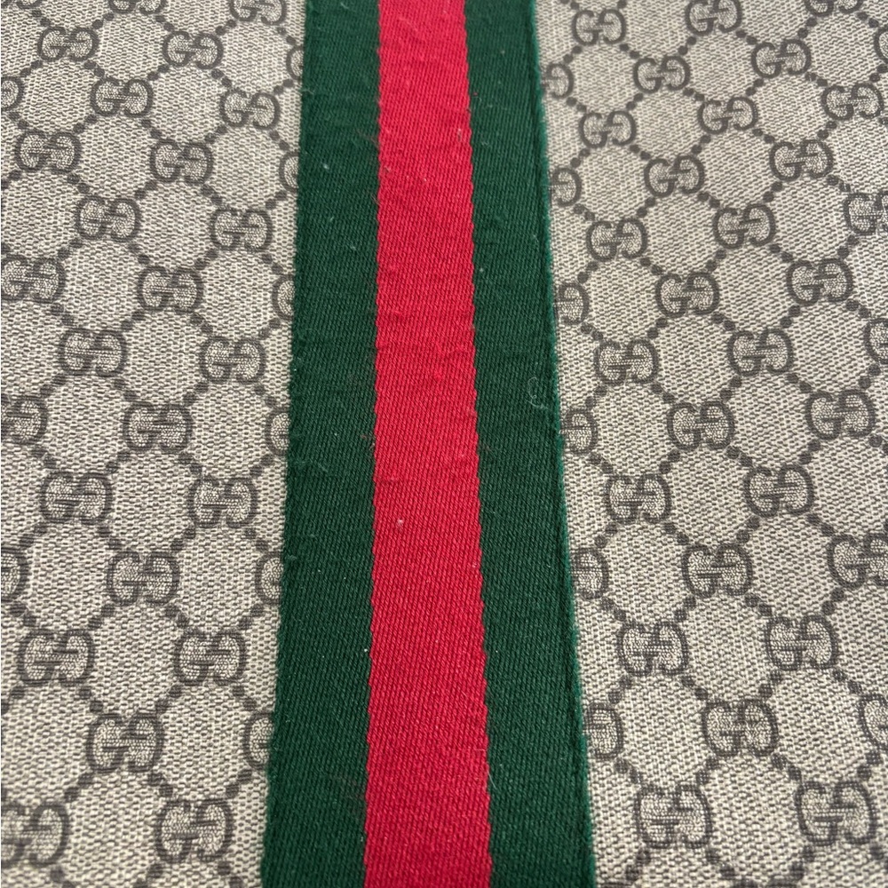 Gucci Beige and Black Monogram crossbody Messenger Bag - Picture 4 of 7